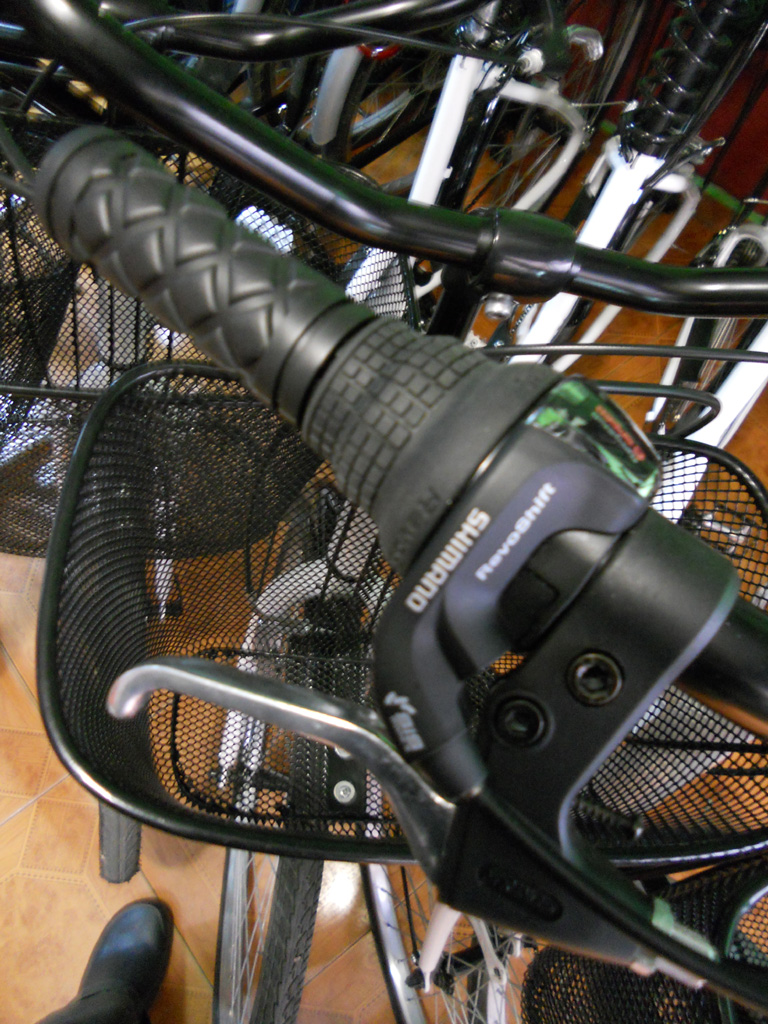 Barcelona Bike Rentals Gear Changer